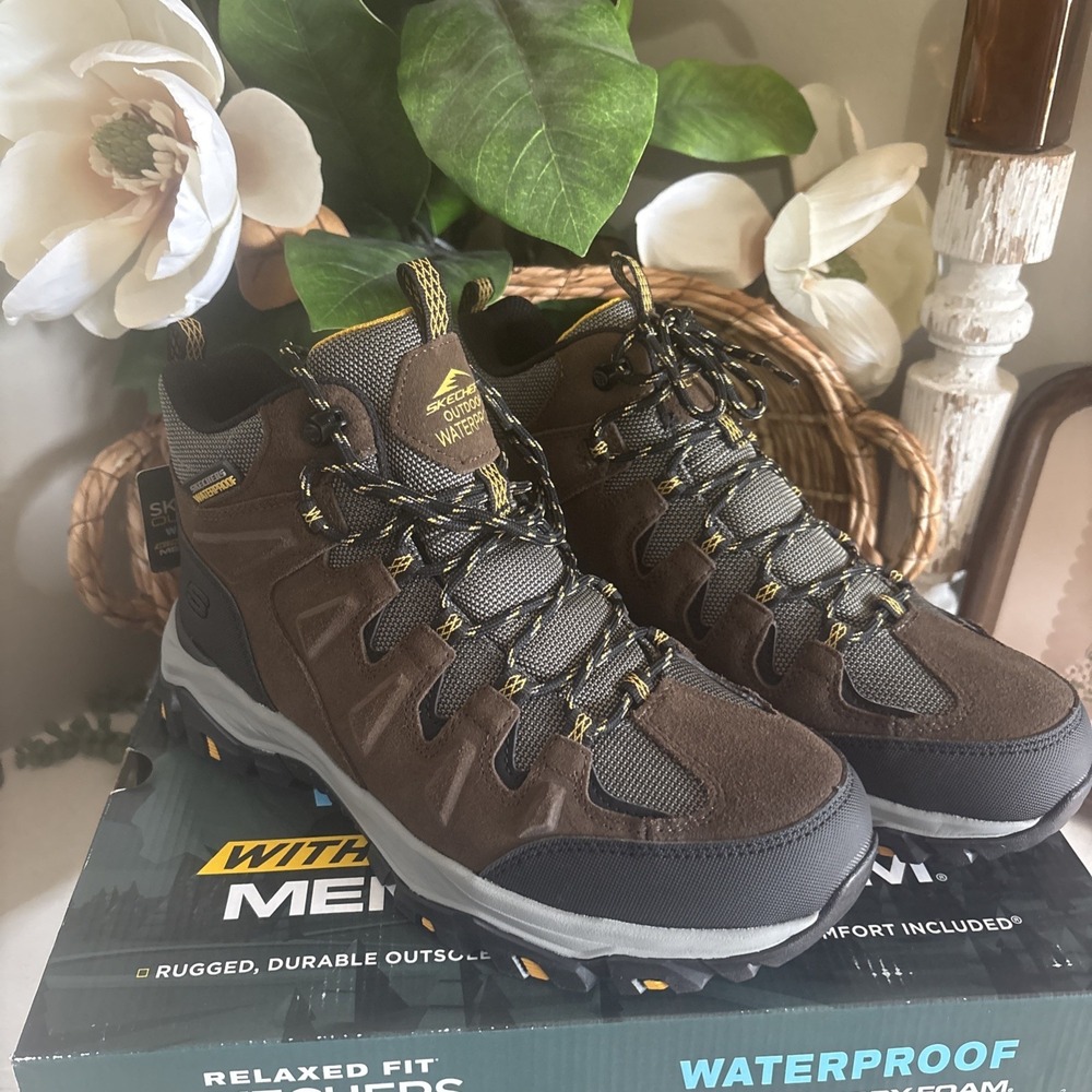 Skechers Relaxed Fit Rickter Branson Mens Waterproof Hiking Boots Khaki 8.5 NEW